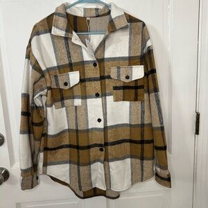 NWT Plaid Shacket/Button-Up Shirt